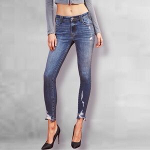 KanCan Mid Rise Crop It Skinny Jeans with Distressed Ankle size 25 waist